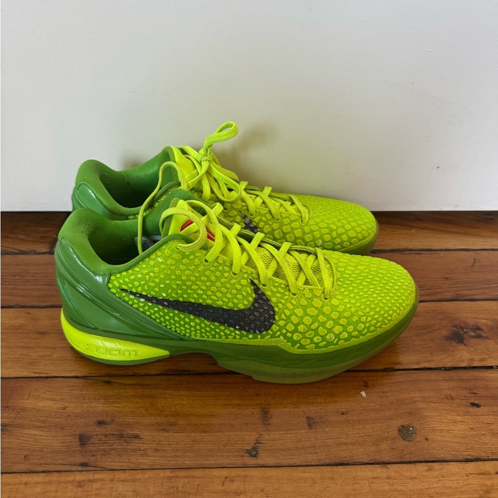 Kobe 6 Grinch Size 11